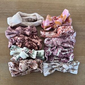 Kate Quinn assorted bows